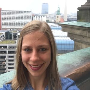 Meet your Posher, Amanda